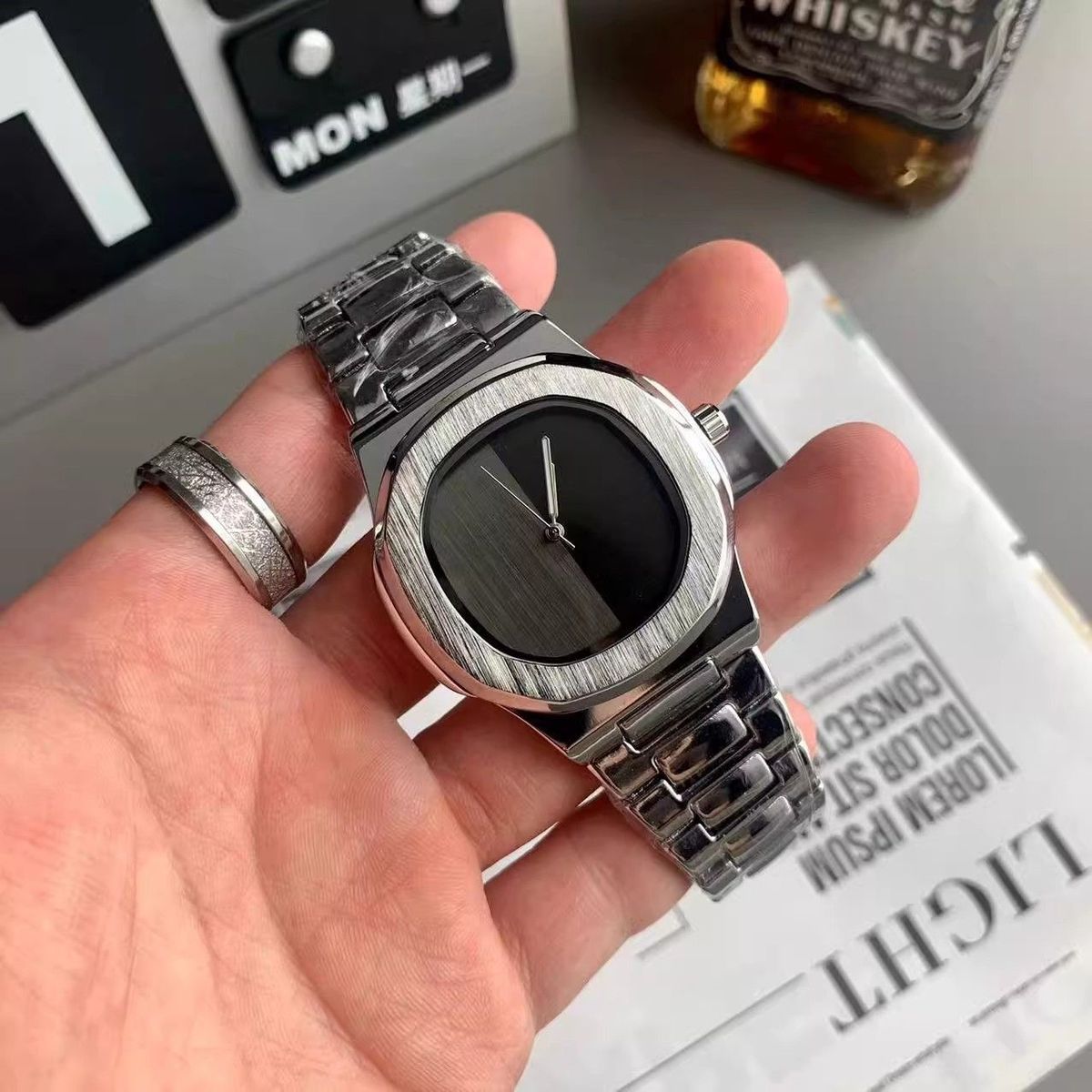Orologio da Polso da Uomo Pers - Luxury Watch Brands Logo recensione e prezzo