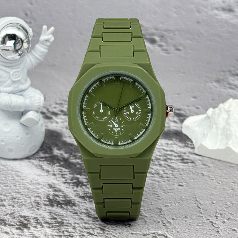 Orologio di Marca Famosa con Q - Luxury Watch Name recensione e prezzo